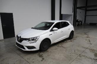 Schadeauto Renault Mégane LIFE 2018/11