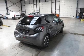 Peugeot 208 ALLURE PACK picture 5