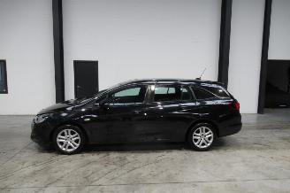 Opel Astra BREAK picture 2