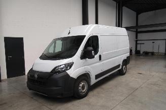 krockskadad bil bedrijf Peugeot Boxer CAMIONETTE 2025/6