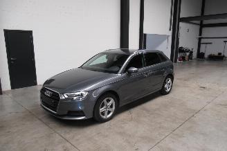 voitures voitures particulières Audi A3 SPORTBACK 2019/6