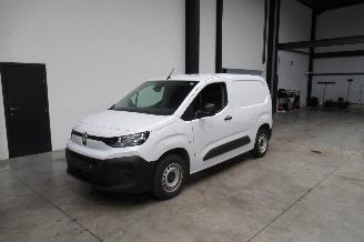 krockskadad bil bedrijf Citroën Berlingo CAMIONETTE 2025/4