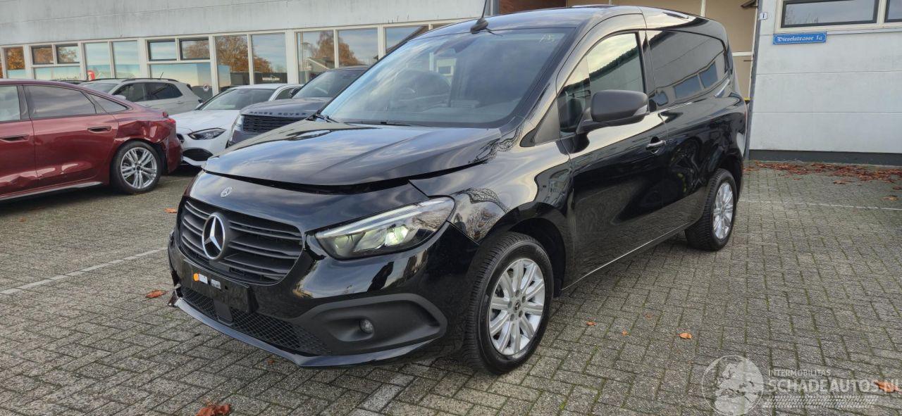Mercedes Citan 110CDI Automaat*Navigatie*digitaal Display 9,5Inch*Camera*Comfort stoelen*Licht Paket*Aluminium velgen*