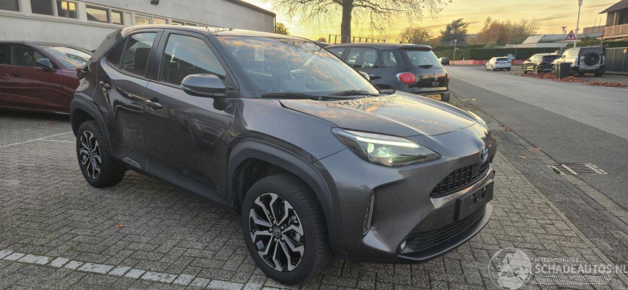 Toyota Yaris Cross 1.5L Hybride Automaat*LED*Camera*KeylessGo*Stoelverwarming*DAB*Airco*