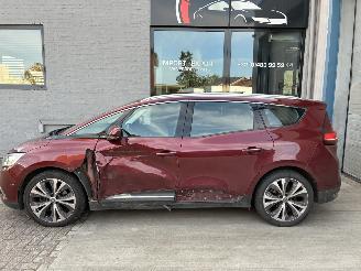 Schadeauto Renault Grand-scenic RENAULT SCENIC 1.5D 2018 7 ZIT 2018/2