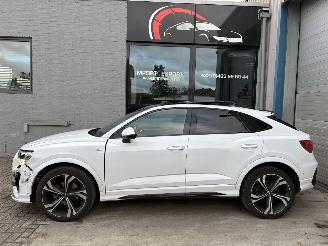 krockskadad bil auto Audi Q3 AUDI Q3 2.0TDI DSG 2020 PANO 2020/2