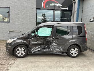 Schadeauto Ford Tourneo Connect FORD TOURNEO CONNECT 1.6D 2015 2015/6