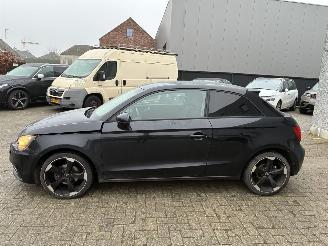 Audi A1 AUDI A1 1.6TDI DSG 2013 picture 2
