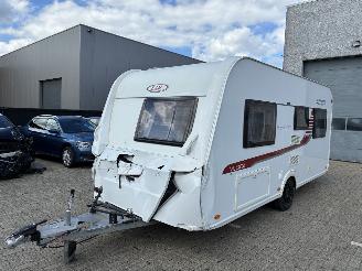 dañado caravana LMC  LMC Musica 470D 2016 Mover 2016/7