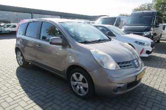 Vaurioauto  passenger cars Nissan Note 1.6 Life Pack Automaat 2008/7