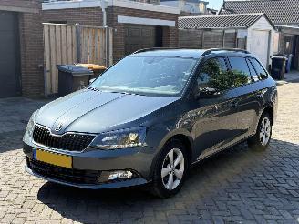 Unfallwagen Skoda Fabia Combi 1.2 TSI JOY 2016/1