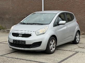Damaged car Kia Venga 1.6 CVVT Comfort Pack AUTOMAAT 2012/1