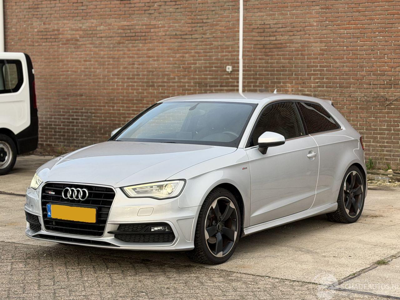 Audi A3 1.4 TFSI S LINE NAP