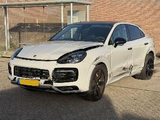 Porsche Cayenne E-HYBRID SPORT picture 42