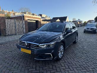 Vaurioauto  passenger cars Volkswagen Passat 1.4 TSI PHEV GTE Business 2021/1