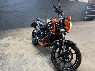Audi  KTM Tour 125 Duke picture 3