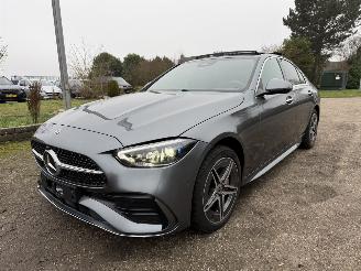 uszkodzony samochody osobowe Mercedes C-klasse 300de AMG DAK SFEER 2024/1