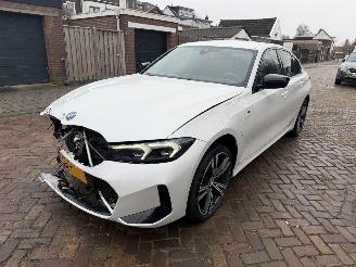 skadebil auto BMW 3-serie 320e M PAKKET CURVE 2022/1