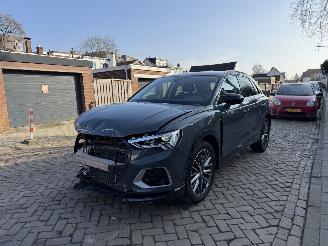 krockskadad bil auto Audi Q3 35 TFSI S Line AUTOMAAT 2023/1