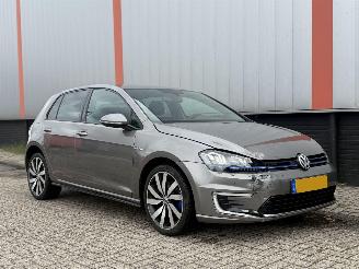 Vaurioauto  passenger cars Volkswagen Golf 1.4 TSI GTE 2015/1