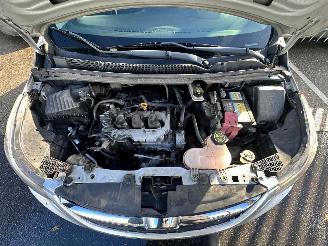 Opel Karl 1.0 picture 17