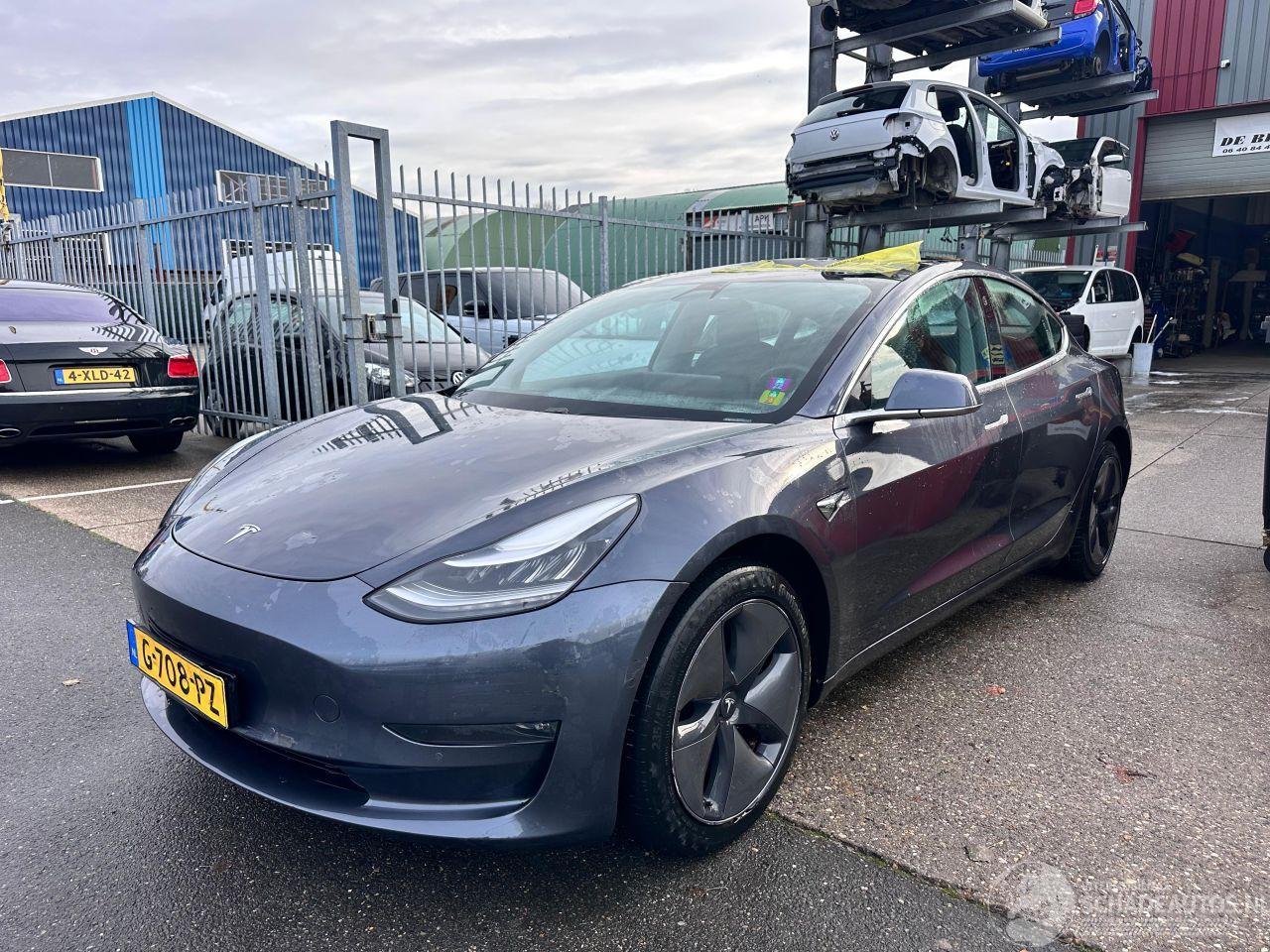 Tesla Model 3 LONG RANGE / DUAL MOTOR AWD 75 KWH