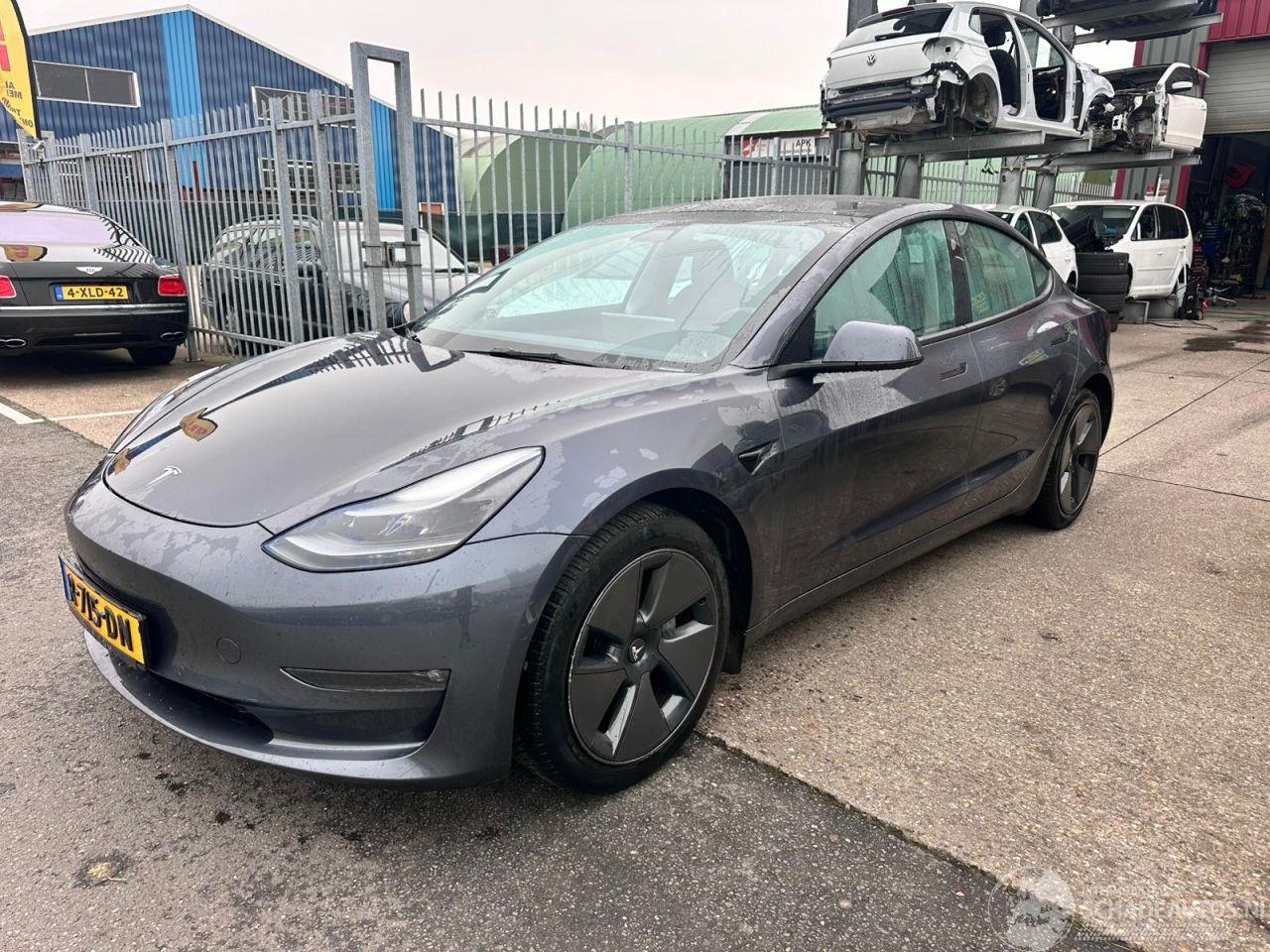 Tesla Model 3 LONG RANGE DUAL MOTOR ADW 75 KWH