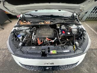 Peugeot e-208  picture 13