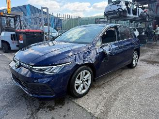 Schadeauto Volkswagen Golf 2.0 TDI / DSG / 2020/10
