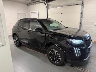 Auto incidentate Peugeot 2008  2024/9