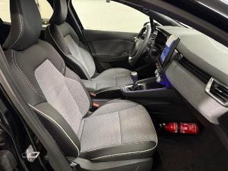 Renault Clio  picture 11