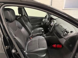 Renault Clio  picture 11