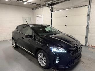 skadebil auto Renault Clio  2025/7