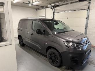 krockskadad bil auto Citroën Berlingo  2022/7