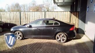 demontáž osobní automobily Volvo S-60 S60 II (FS), Sedan, 2010 / 2018 1.6 DRIVe,D2 2014