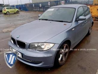Coche siniestrado BMW 1-serie 1 serie (E87/87N), Hatchback 5-drs, 2003 / 2012 118i 16V 2007/11