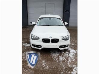 Sloopauto BMW 1-serie 1 serie (F20), Hatchback 5-drs, 2011 / 2019 116d 2.0 16V 2011/10