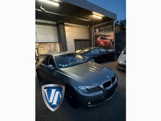 Vrakbiler auto BMW 3-serie  2009/6