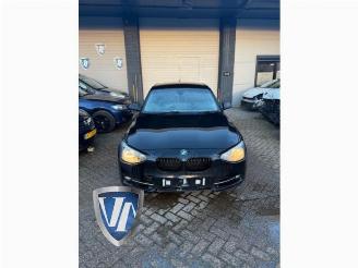 Uttjänta bilar auto BMW 1-serie 1 serie (F20), Hatchback 5-drs, 2011 / 2019 120i 1.6 16V 2013/8