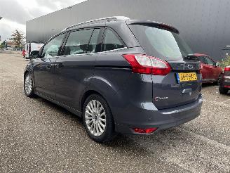 Damaged car Ford C-Max 1.6 7pers. 2011/7