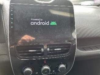 Renault Clio 0.9 picture 11