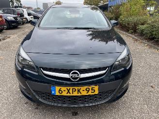 Opel Astra 1.4T picture 5