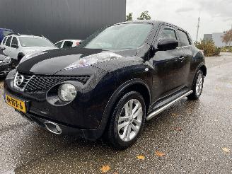 Vaurioauto  passenger cars Nissan Juke 1.6 2012/6