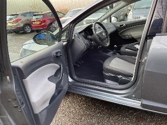 Seat Ibiza 1.2tsi 5drs picture 8