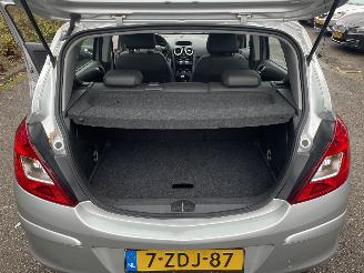 Opel Corsa 1.2 5drs picture 14