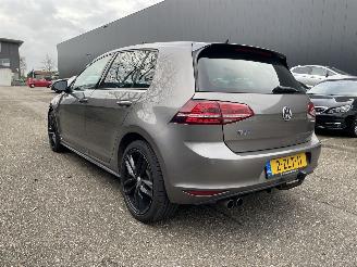 krockskadad bil auto Volkswagen Golf 1.4 GTE 2015/1