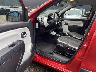 Renault Twingo 5drs airco picture 9