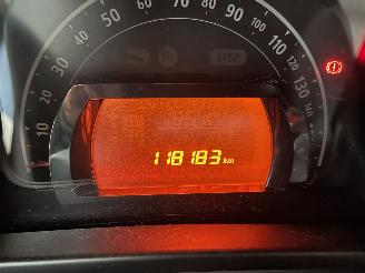 Renault Twingo 5drs airco picture 12