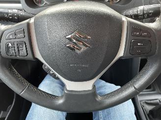 Suzuki Swift 1.2 5drs exe picture 11