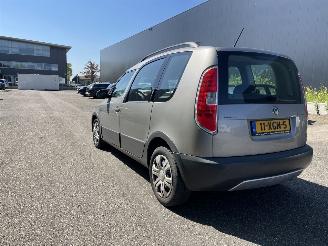 Skoda Roomster 1.2 tsi picture 2